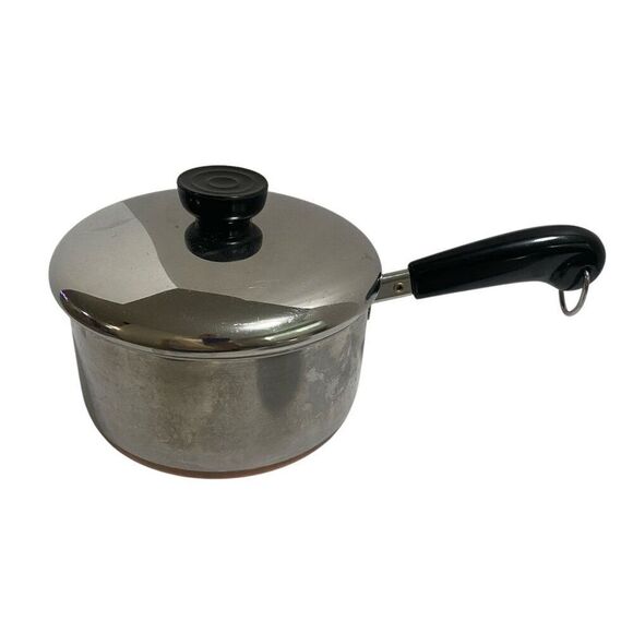 Revere Ware Vintage 1801 Copper Bottom 1 1/2 QT Sauce Pan With Lid - Picture 1 of 3